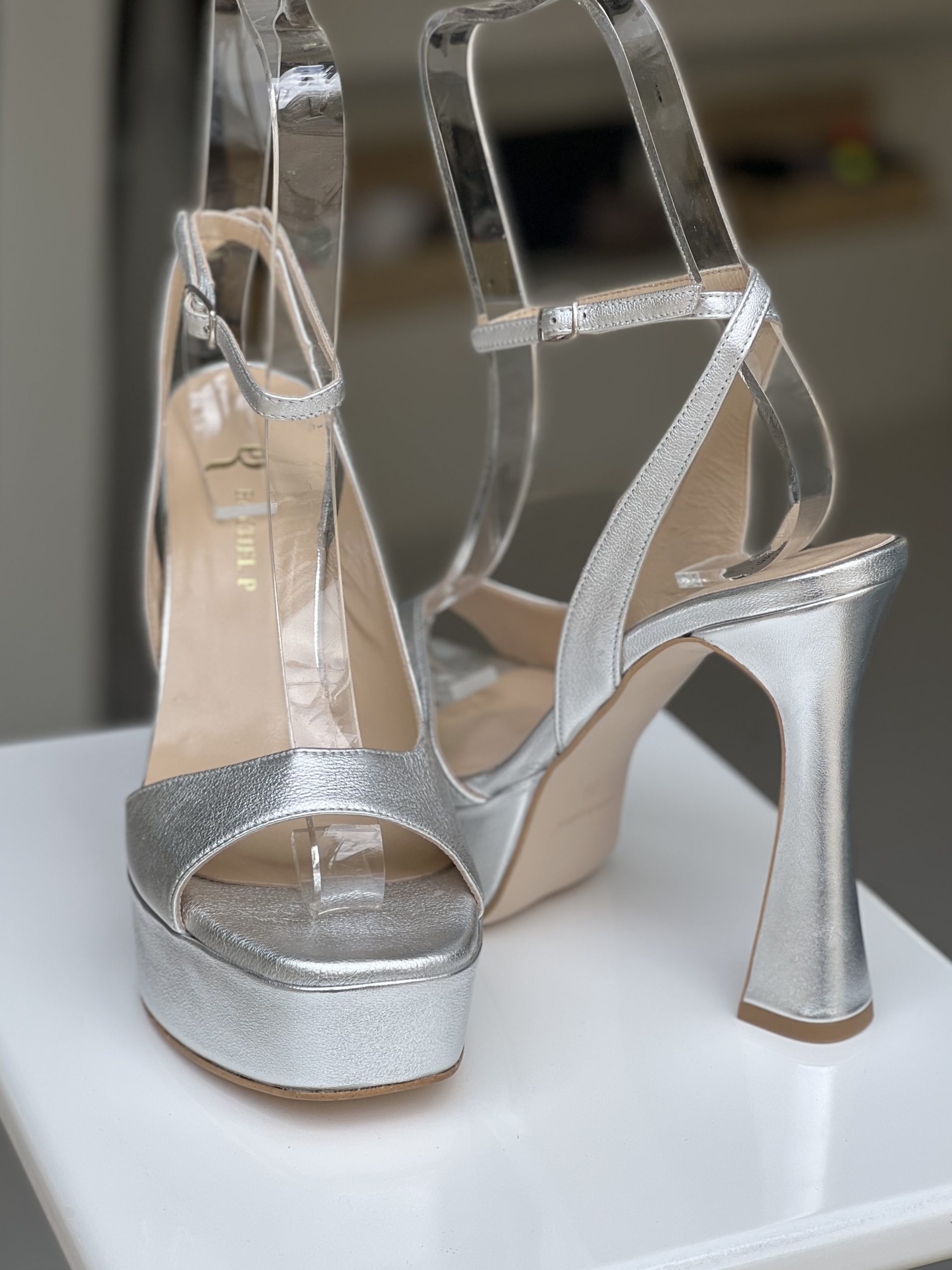 Silver Michelle Metallic Leather Platform Sandals - CHARLES & KEITH ES